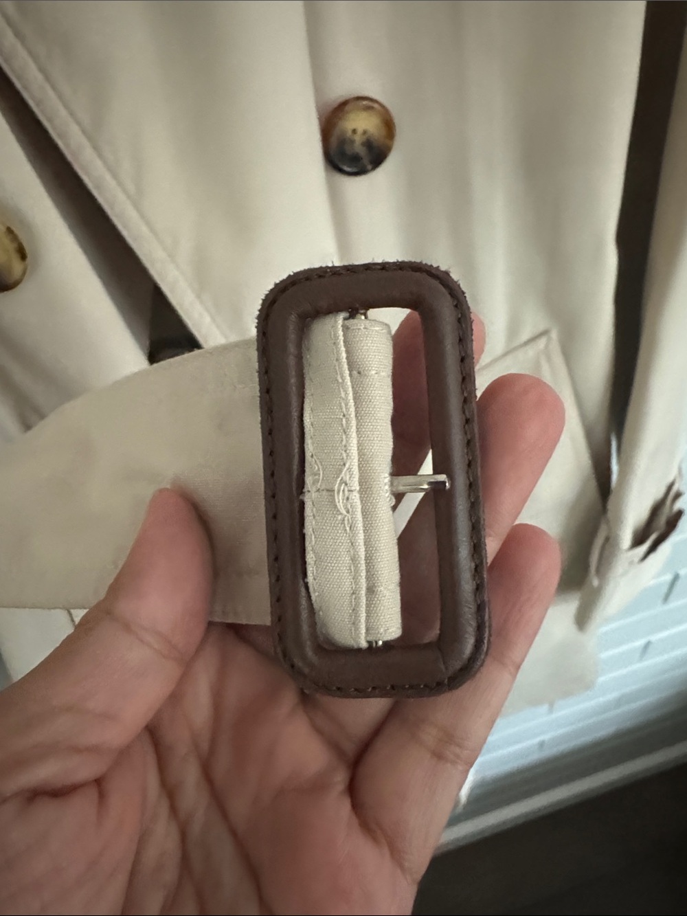 Burberry Kensington Trench Coat - Picture 11 of 15
